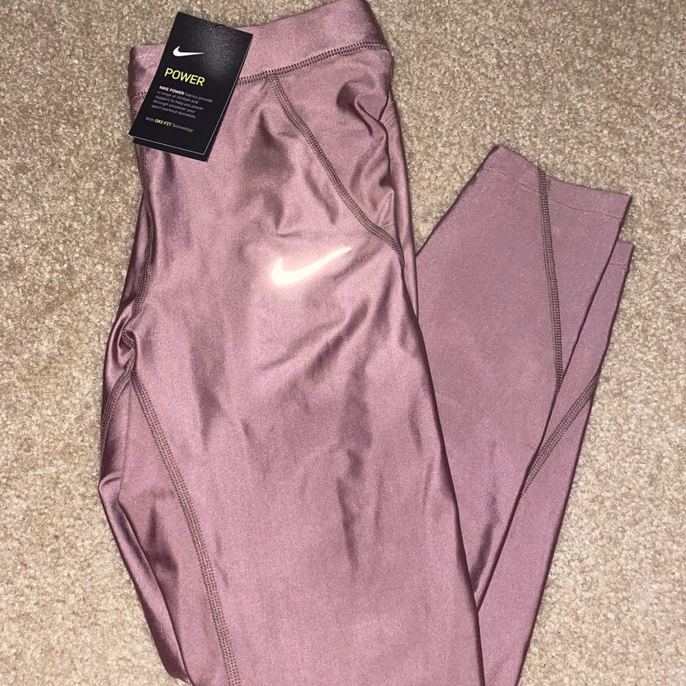 NWT Nike run power tight with pockets